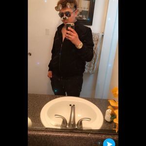 Meet your Posher, Alex